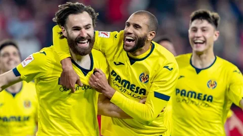 “2025年深港马拉松盛装开跑”